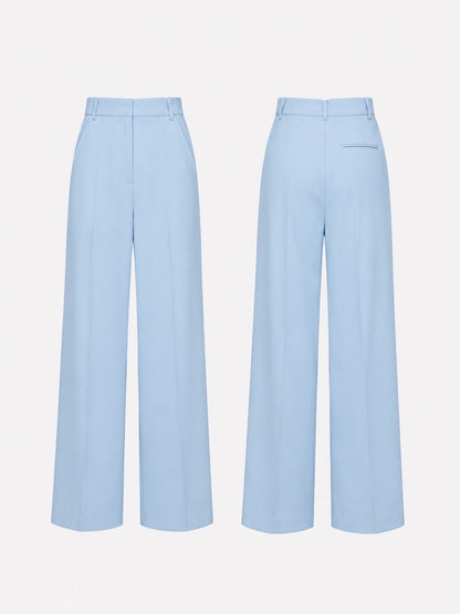 LE PANTALON BLEU CIEL